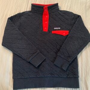 Boys Med Patagonia fleece. Excellent condition.